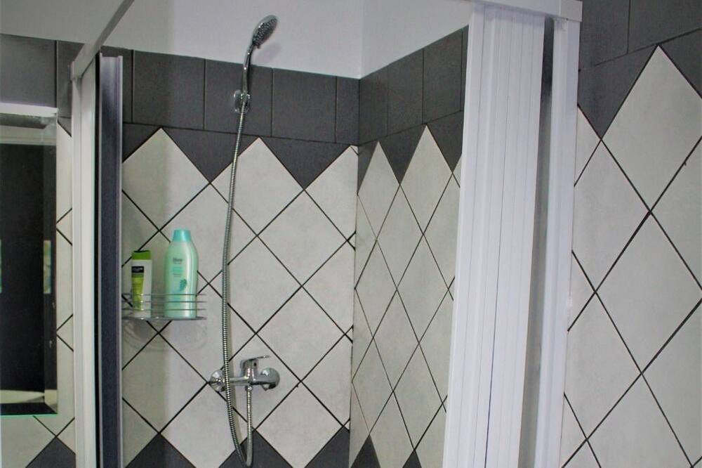 Photo of Bathroom in Ravanusa