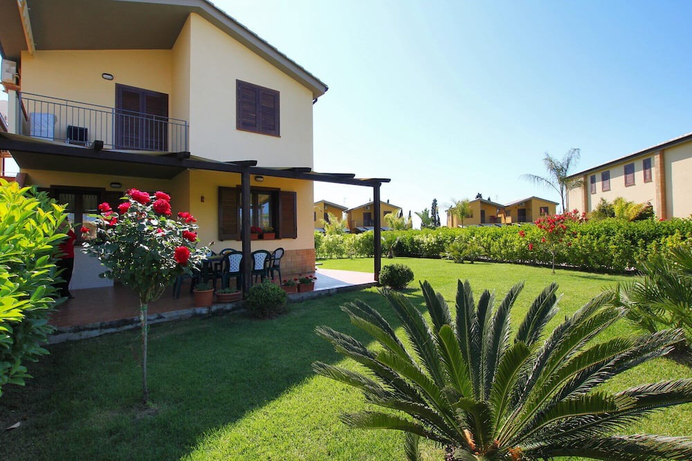 Photo of Outdoor in Campofelice di Roccella