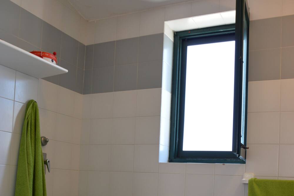 Photo of Bathroom in Macari