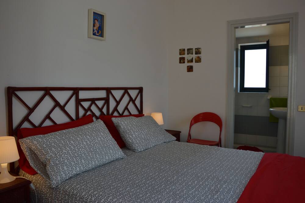 Photo of Bedroom in Macari