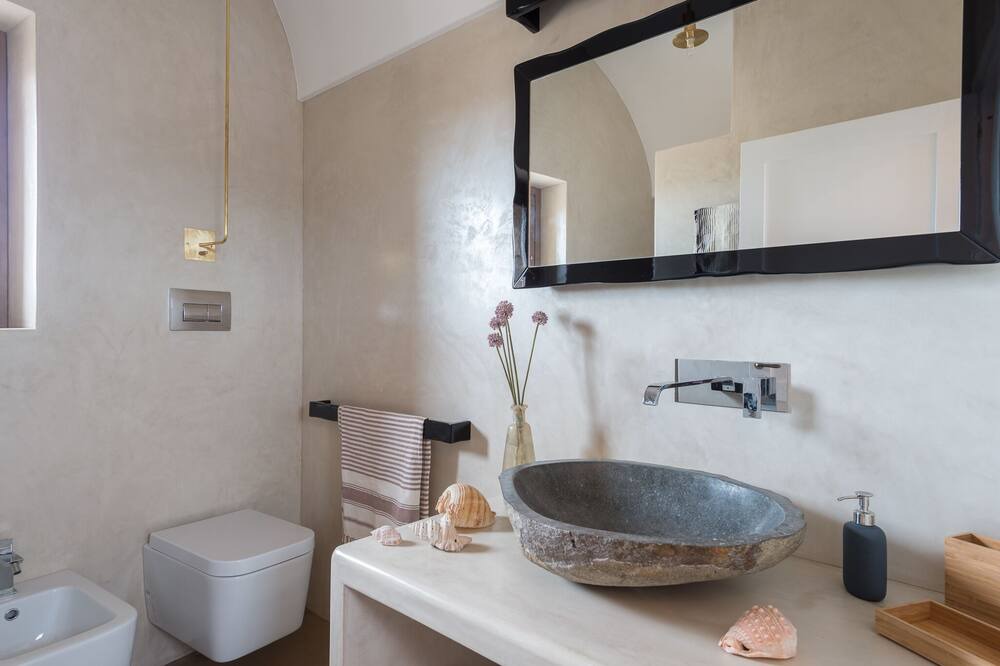 Photo of Bathroom in Pantelleria