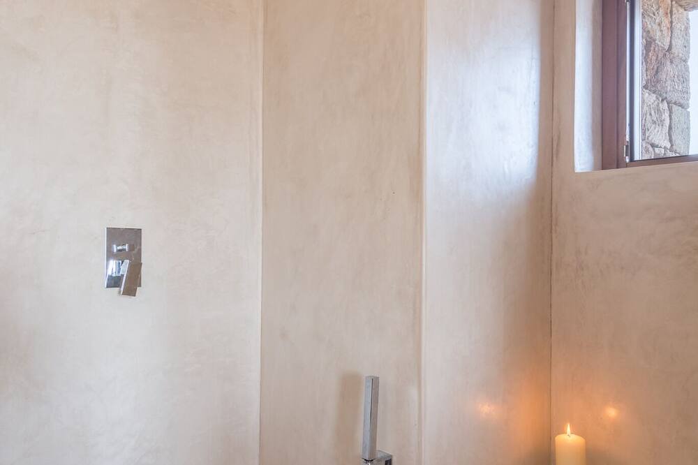 Photo of Bathroom in Pantelleria