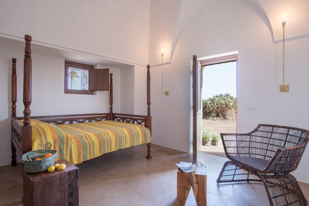 Photo of Bedroom in Pantelleria