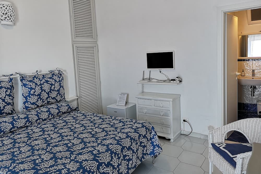 Photo of Others in Le Forna