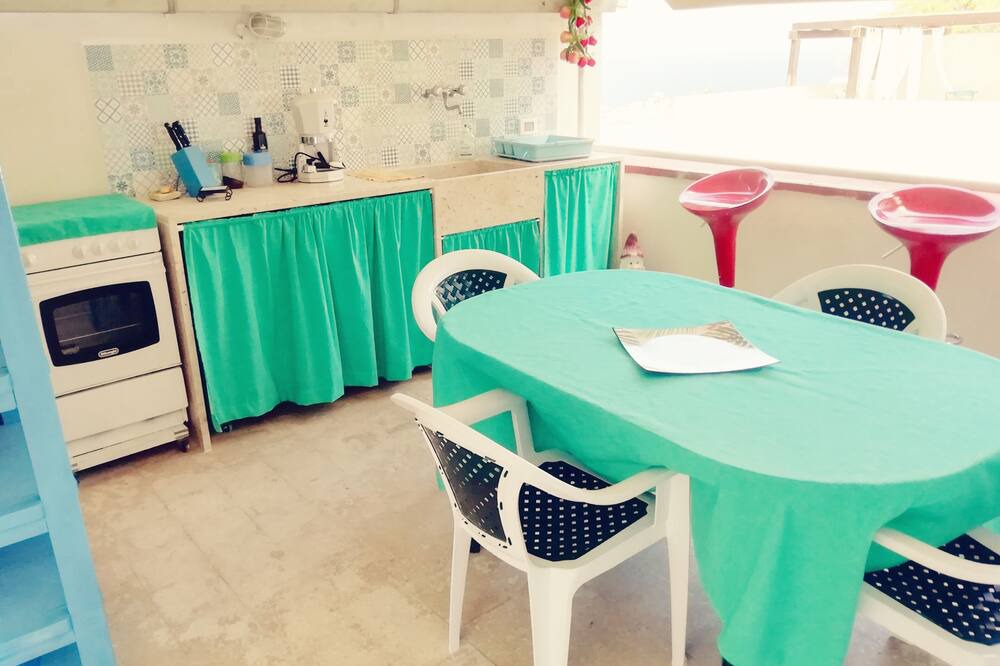 Photo of Kitchen in Marettimo