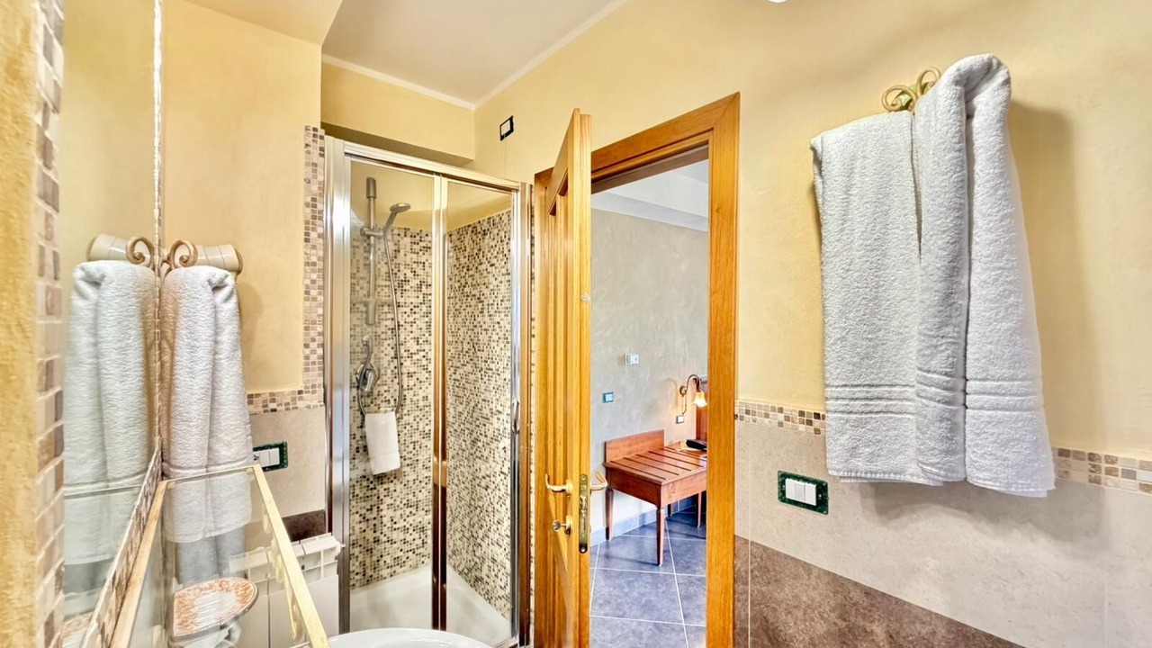 Photo of Bathroom in Zafferana Etnea