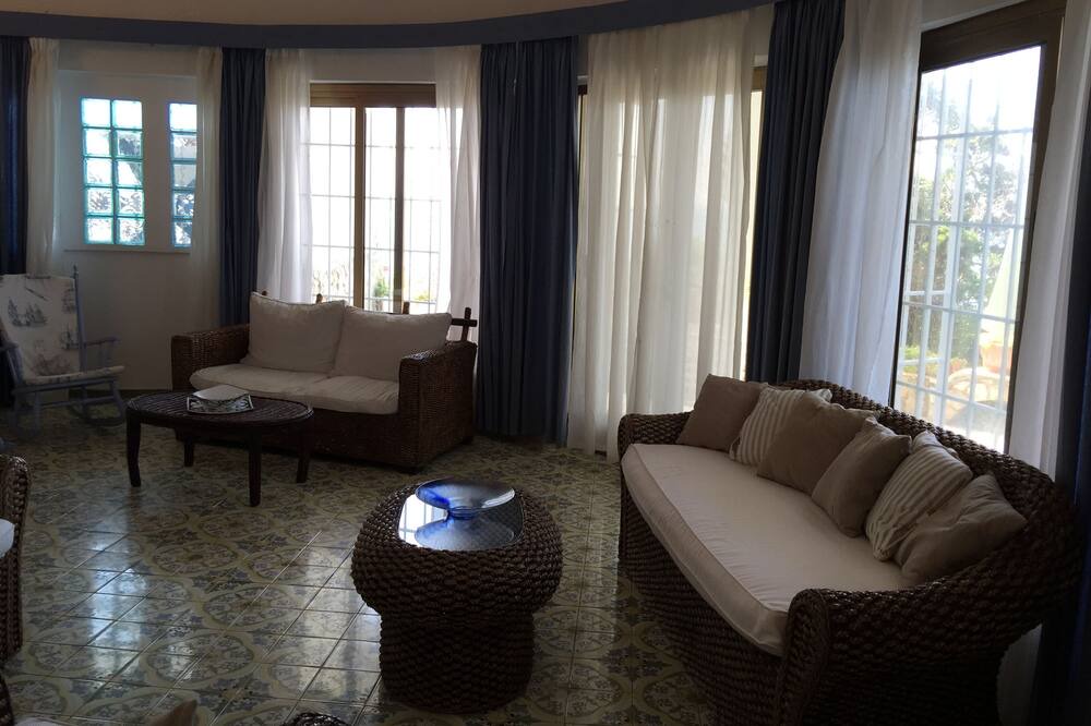 Photo of Livingroom in Latina Lido