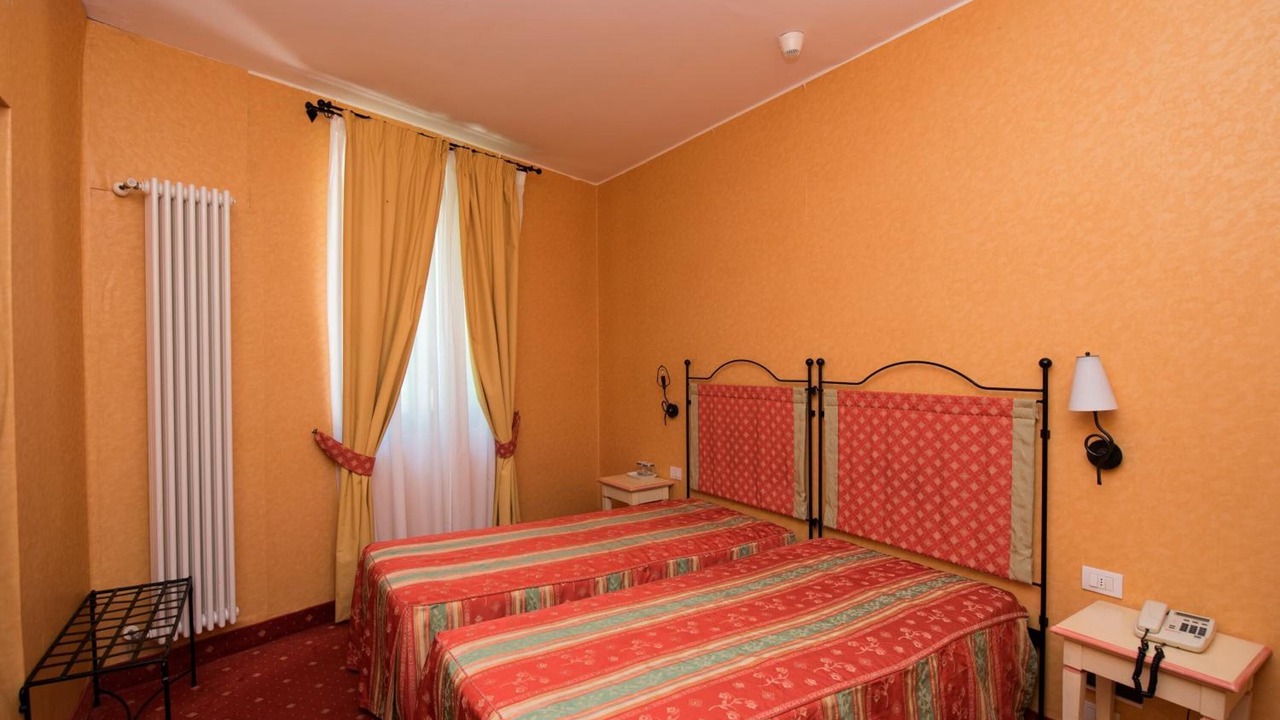Photo of Bedroom in Cannobio