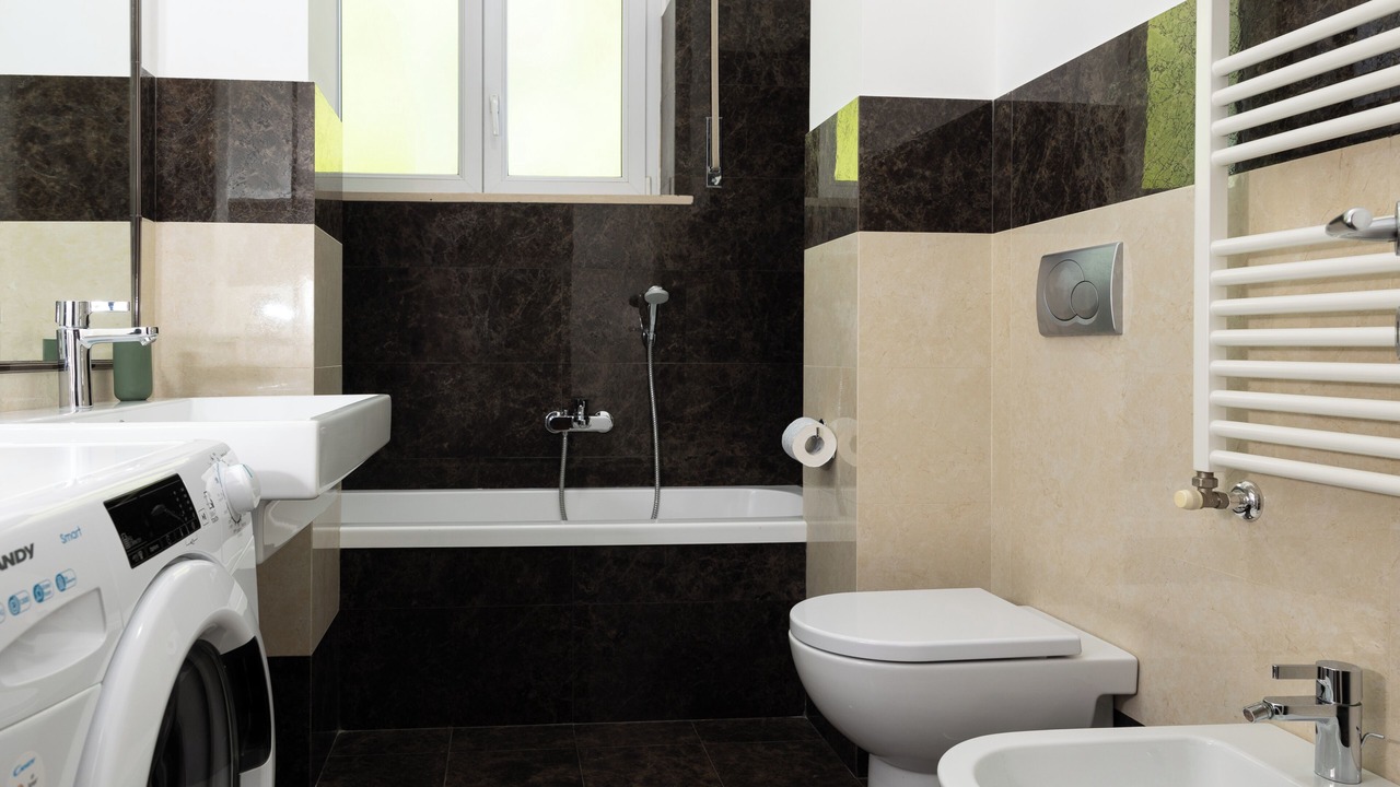 Photo of Bathroom in EUR