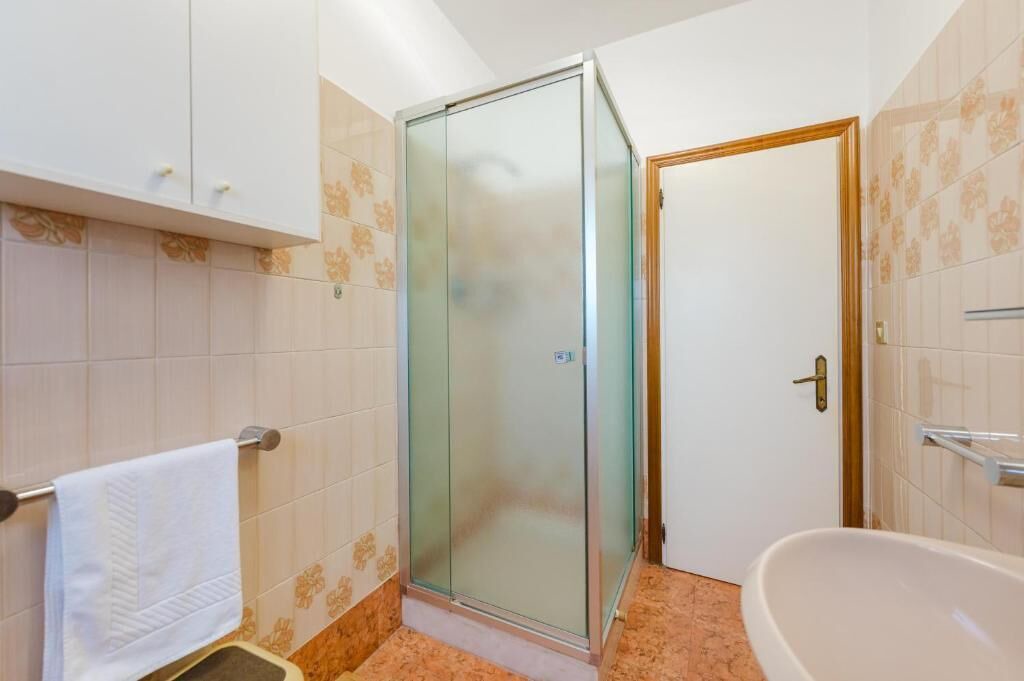Photo of Bathroom in Longa