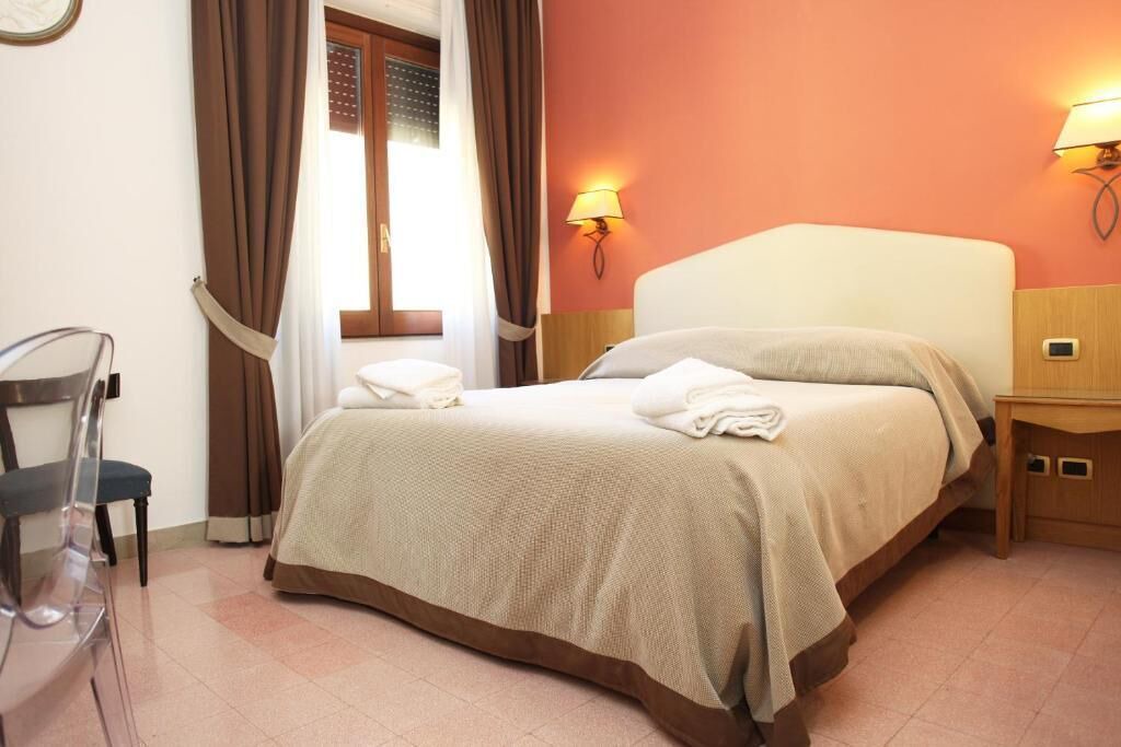 Photo of Bedroom in Trapani City Centre