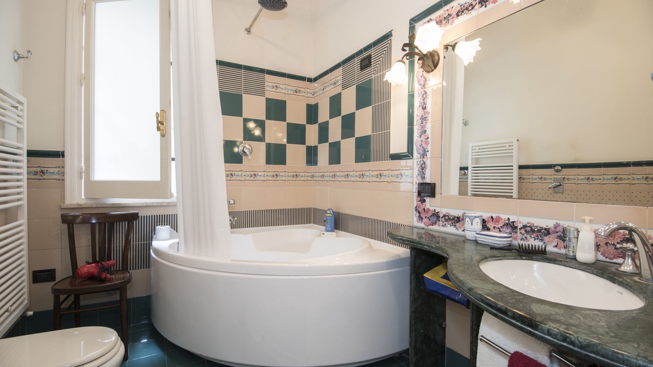 Photo of Bathroom in Marsala