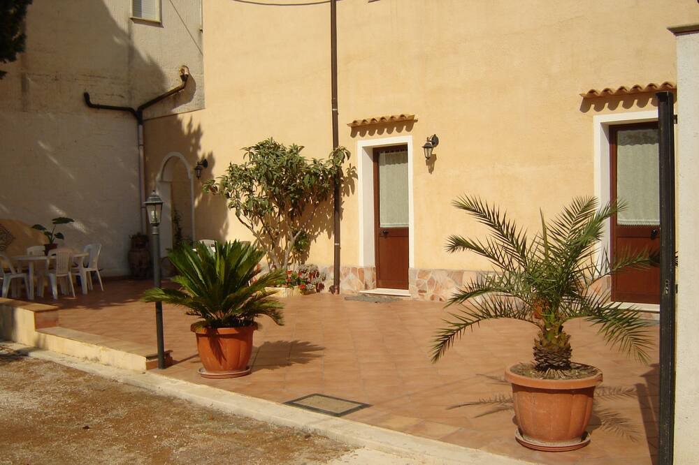 Photo of Outdoor in Mockarta