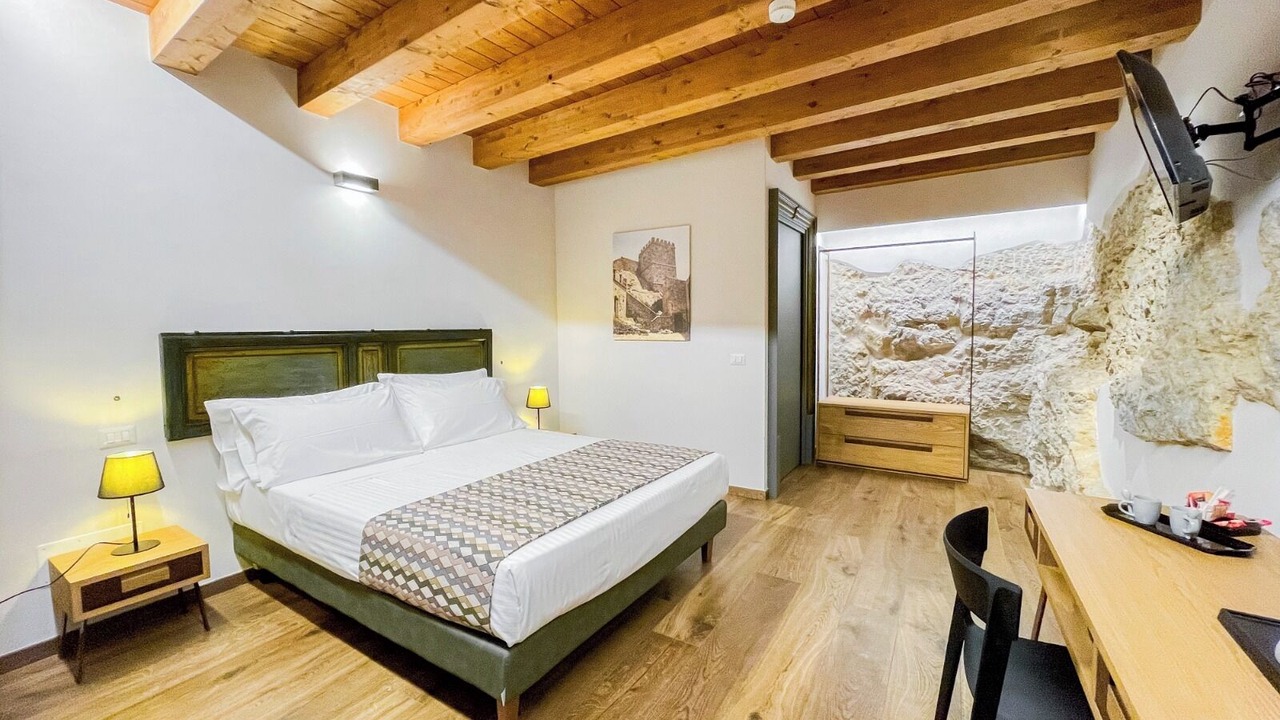 Photo of Bedroom in Gangi