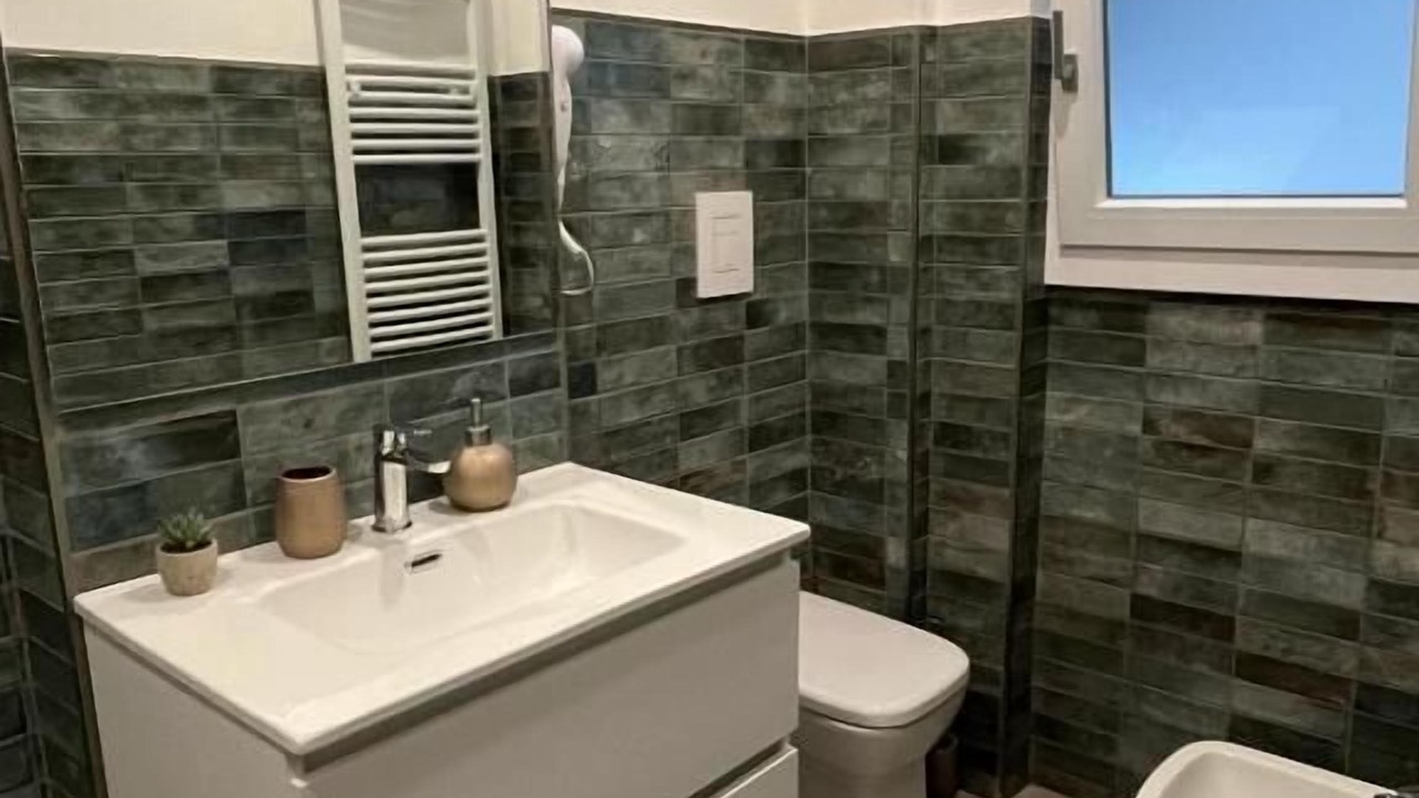 Photo of Bathroom in Universita