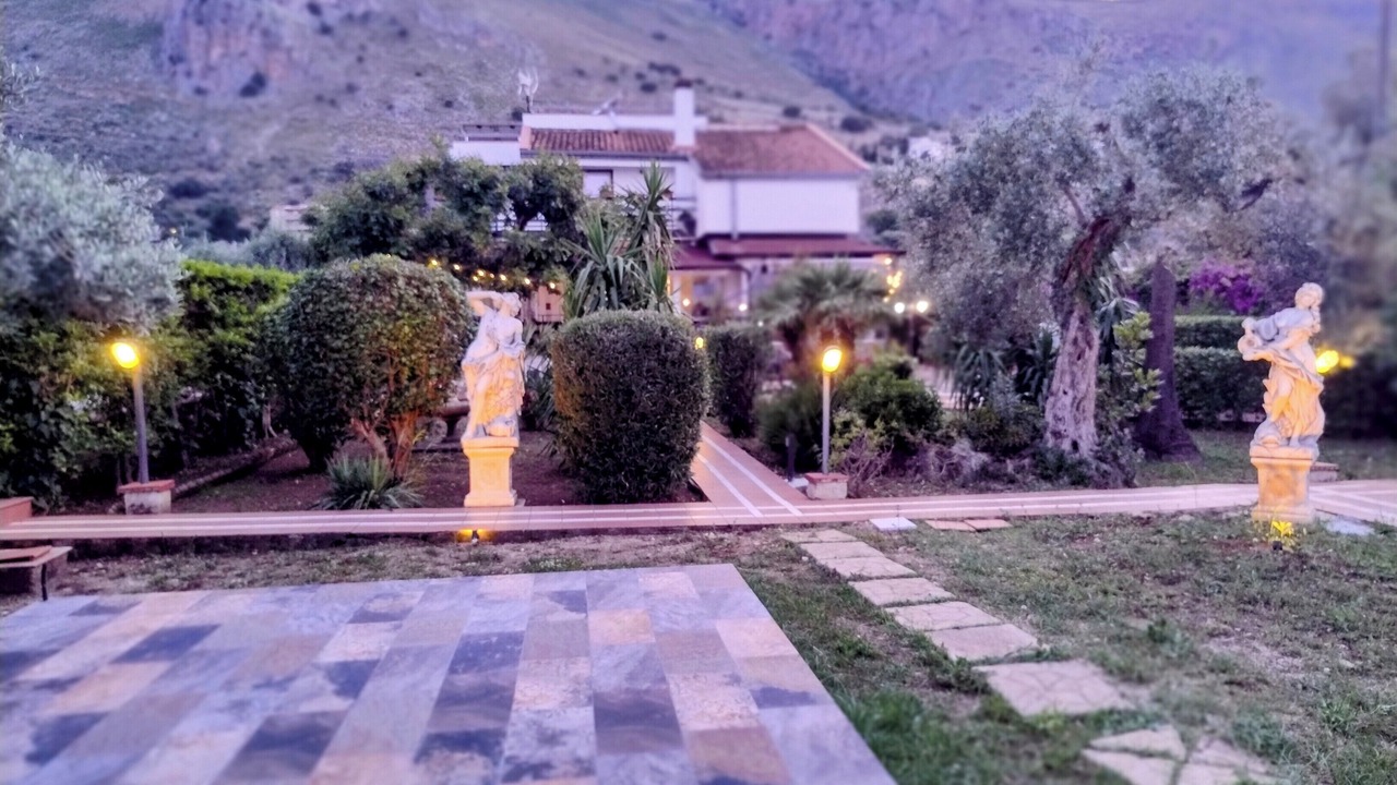 Photo of Outdoor in Carini