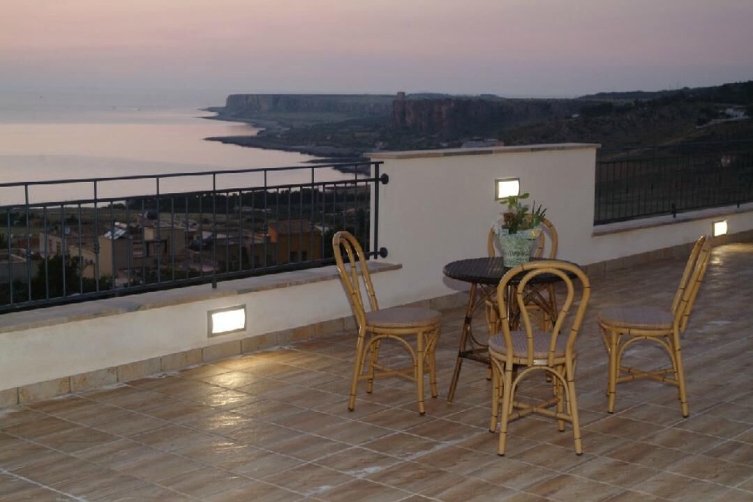 Photo of Patio Balcony in Macari