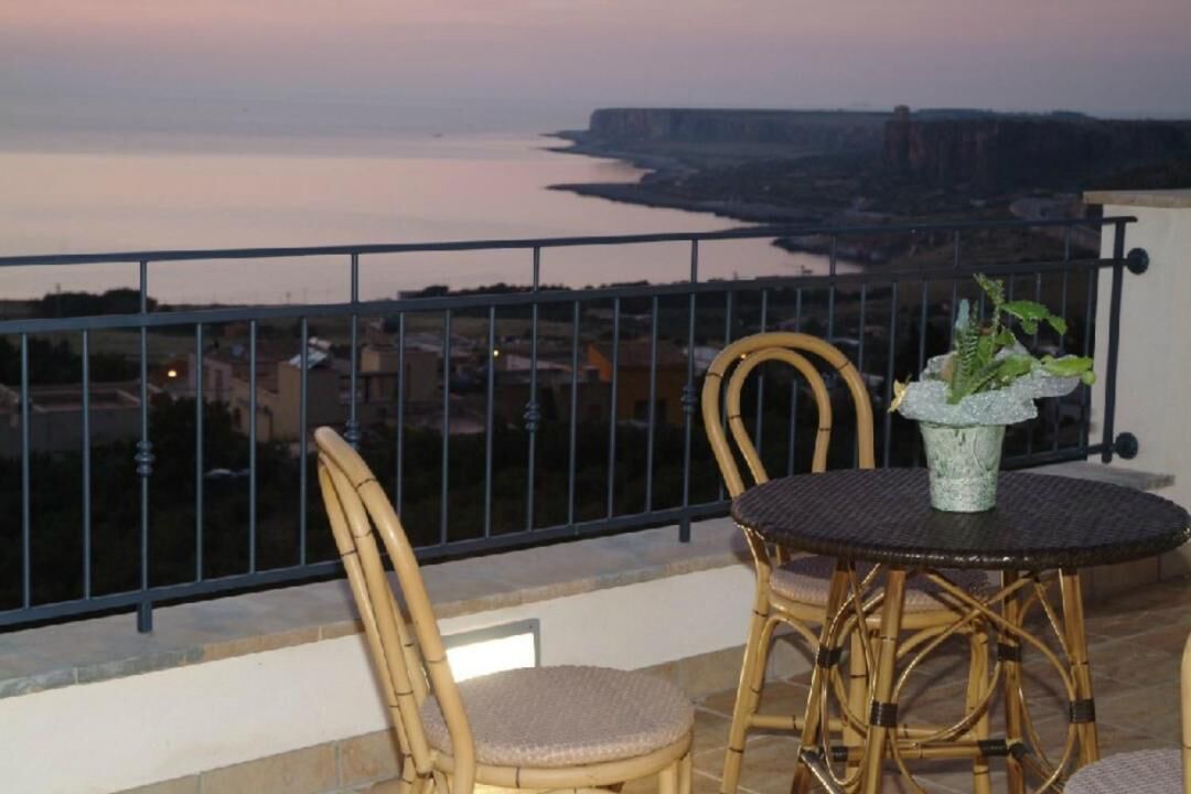 Photo of Patio Balcony in Macari