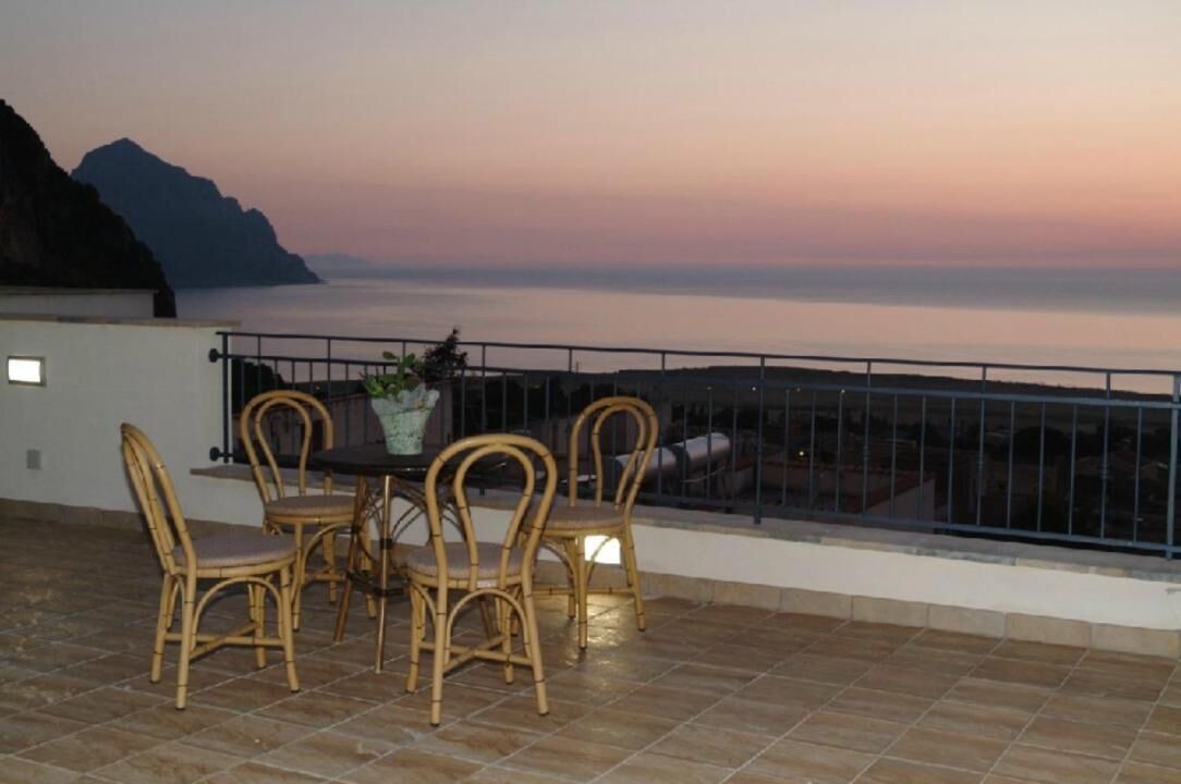 Photo of Patio Balcony in Macari