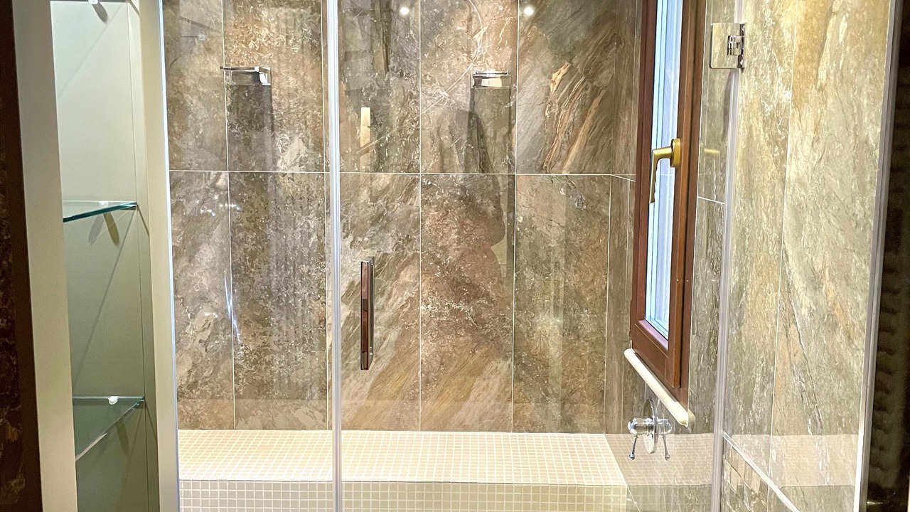 Photo of Bathroom in Enna