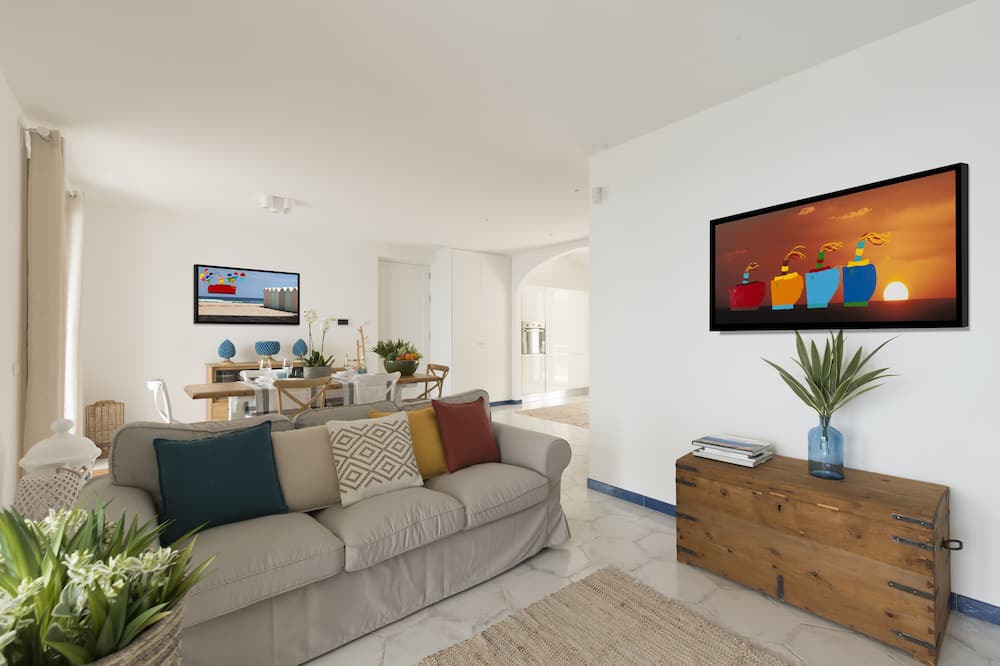 Photo of Livingroom in Porticello