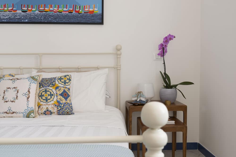 Photo of Bedroom in Porticello
