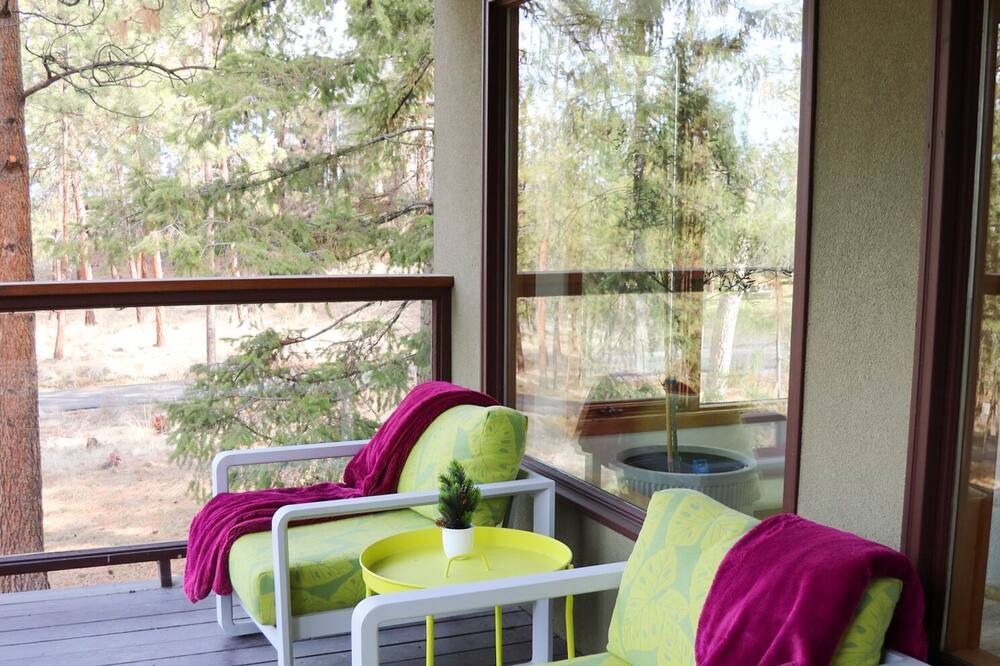 Photo of Patio Balcony in Southeast Kelowna