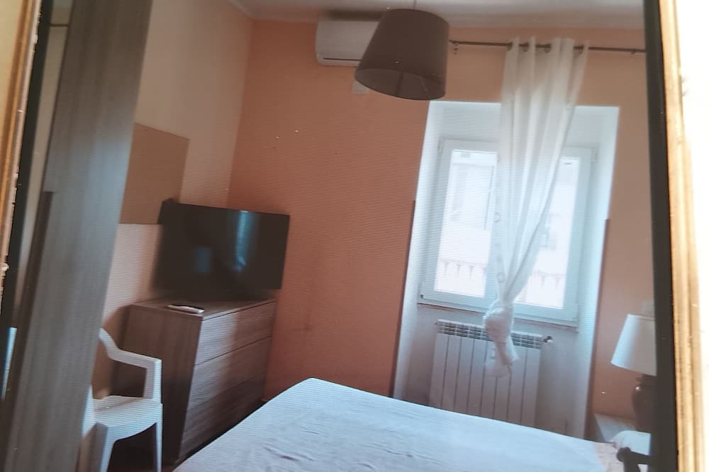Photo of Bedroom in Nettuno