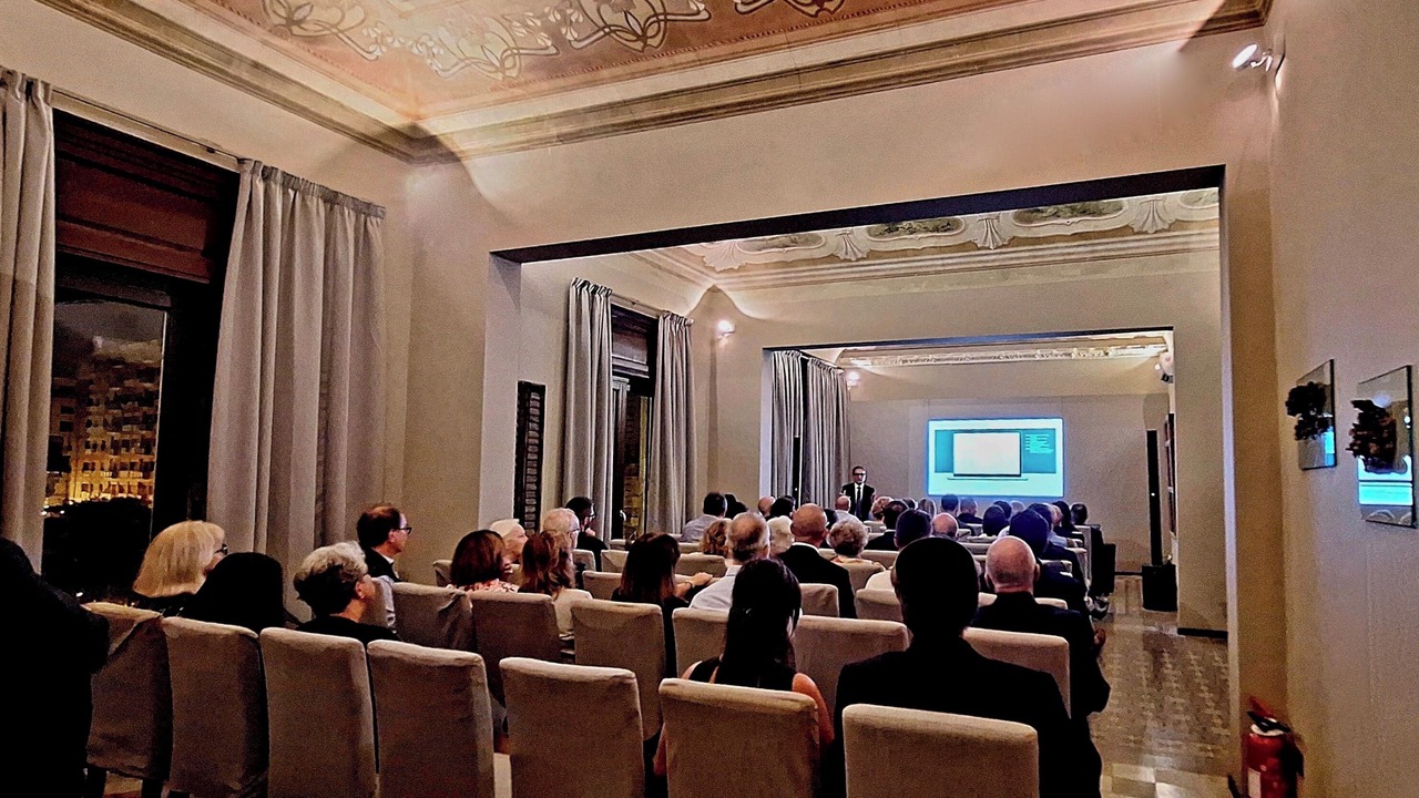 Photo of Others in Ruggero Settimo