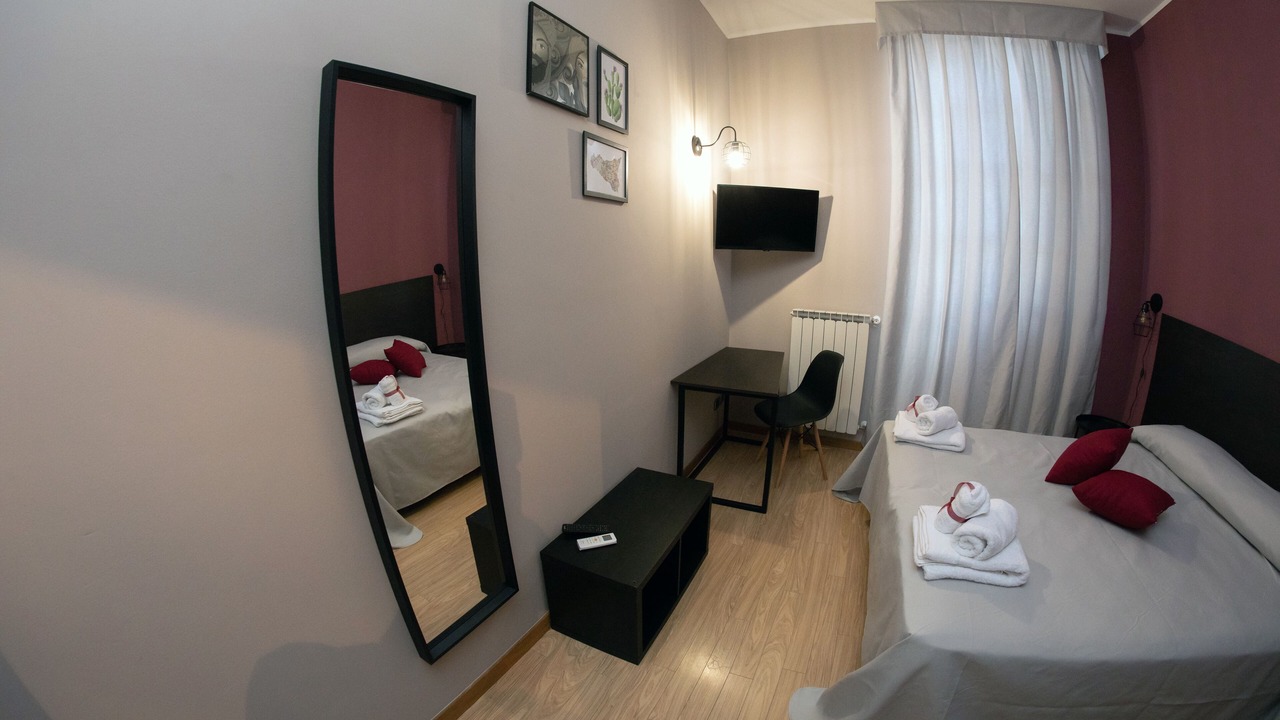Photo of Bedroom in Patti