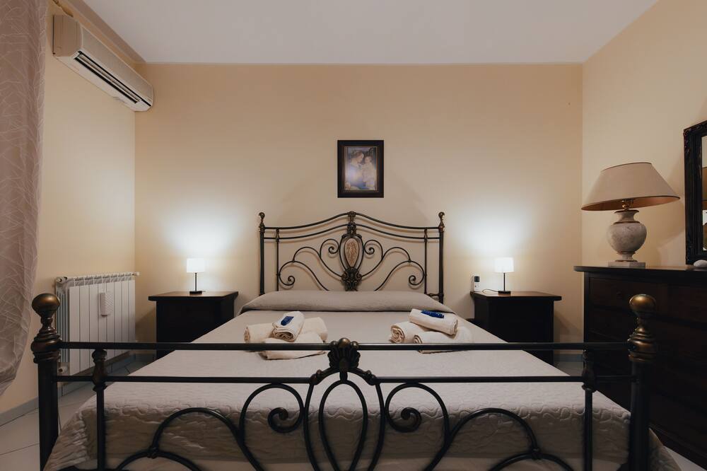 Photo of Bedroom in Porticello