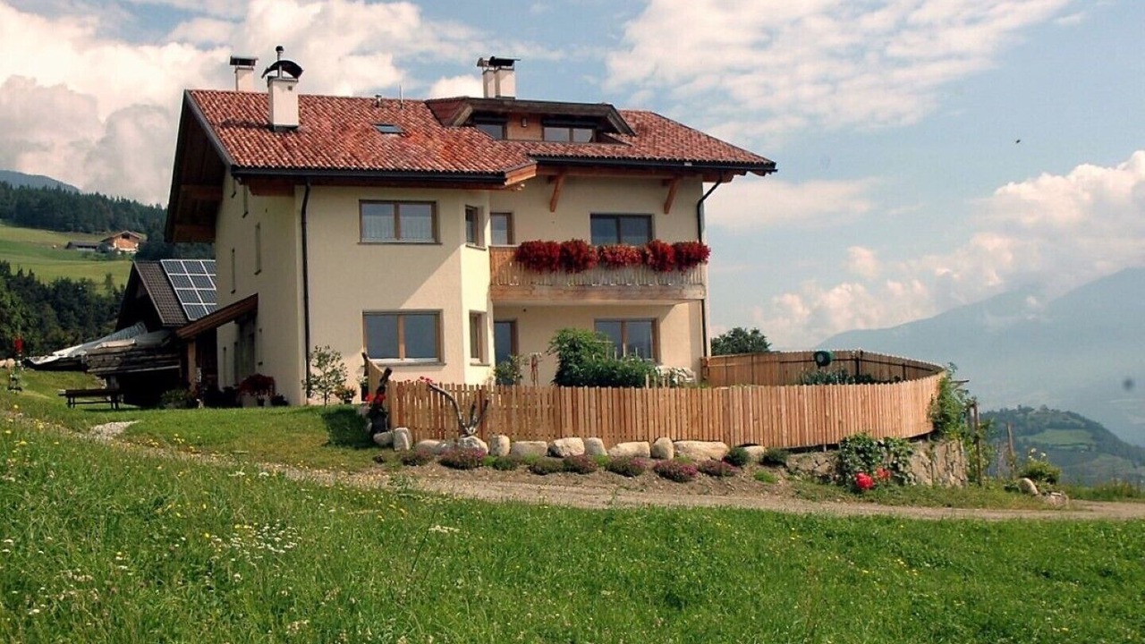 Photo of Outdoor in Albions