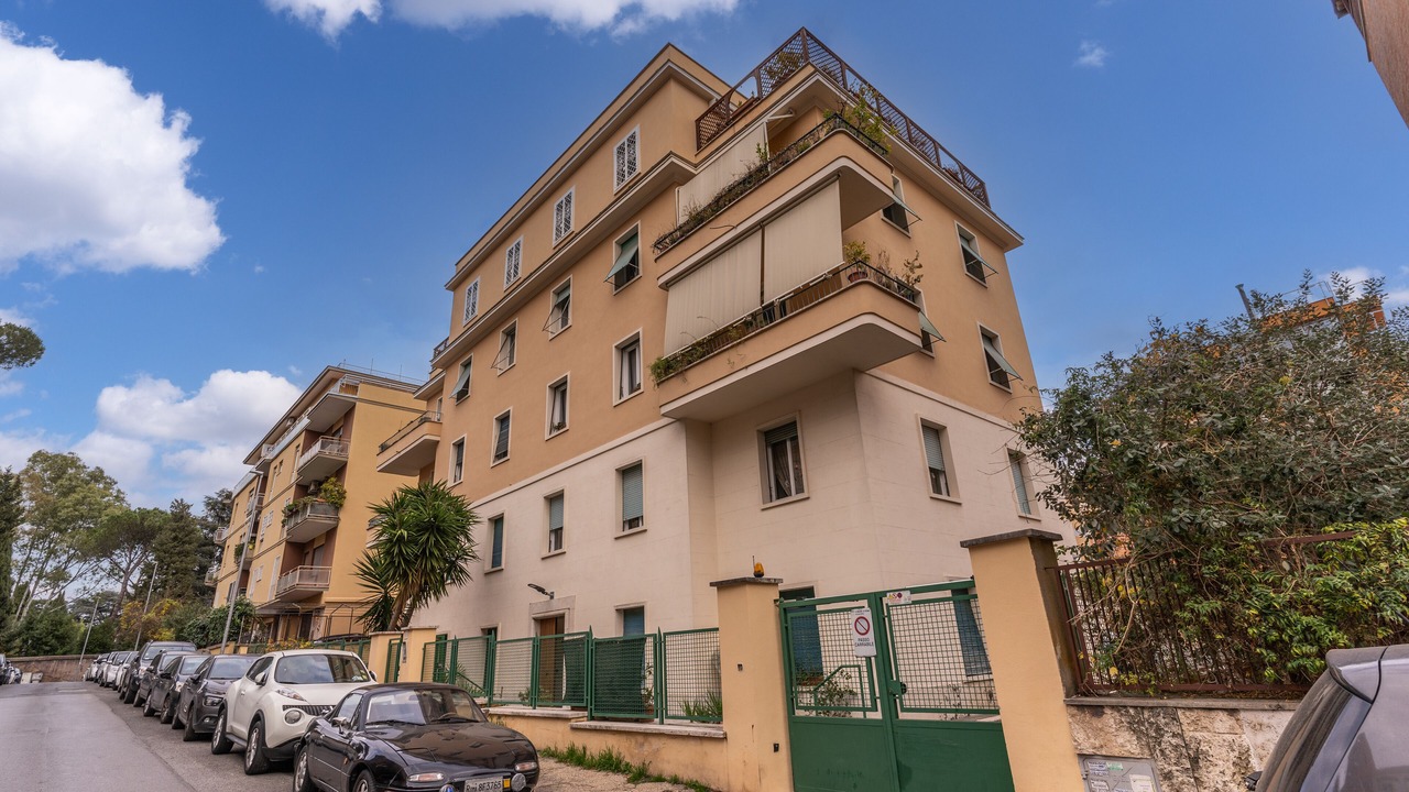Photo of Outdoor in Quartiere XIII Aurelio