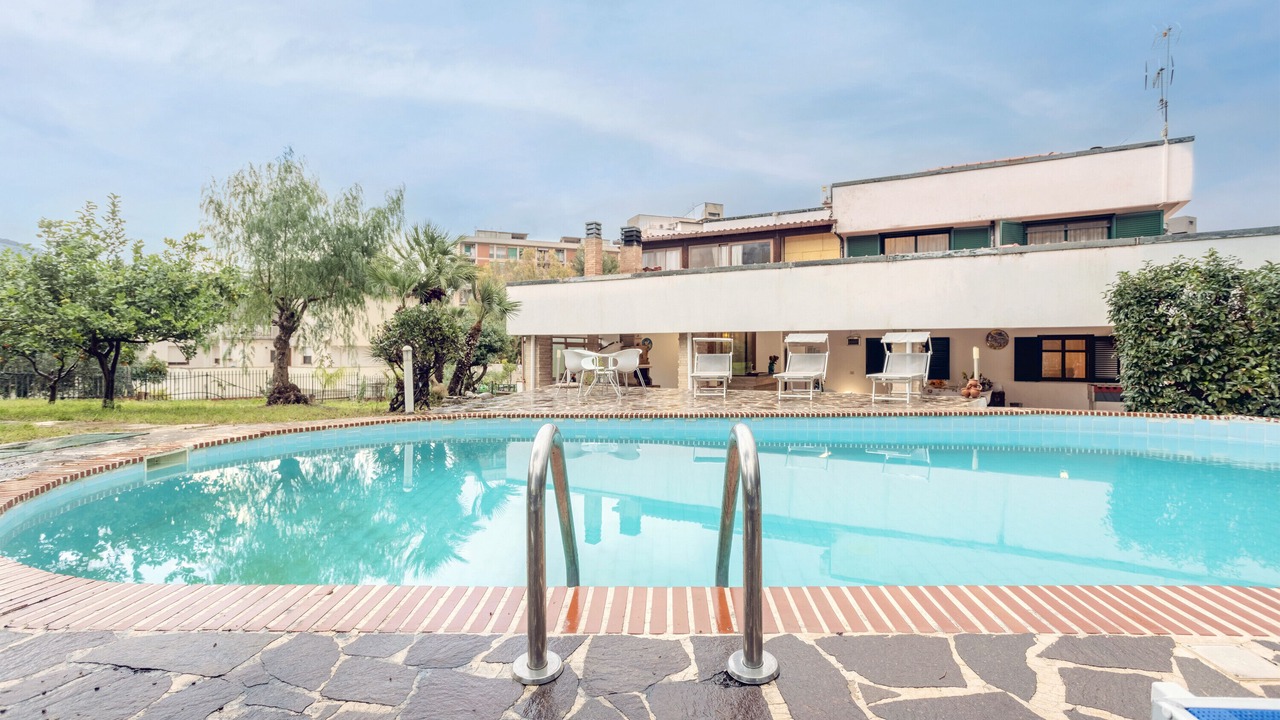Photo of Outdoor in Palermo