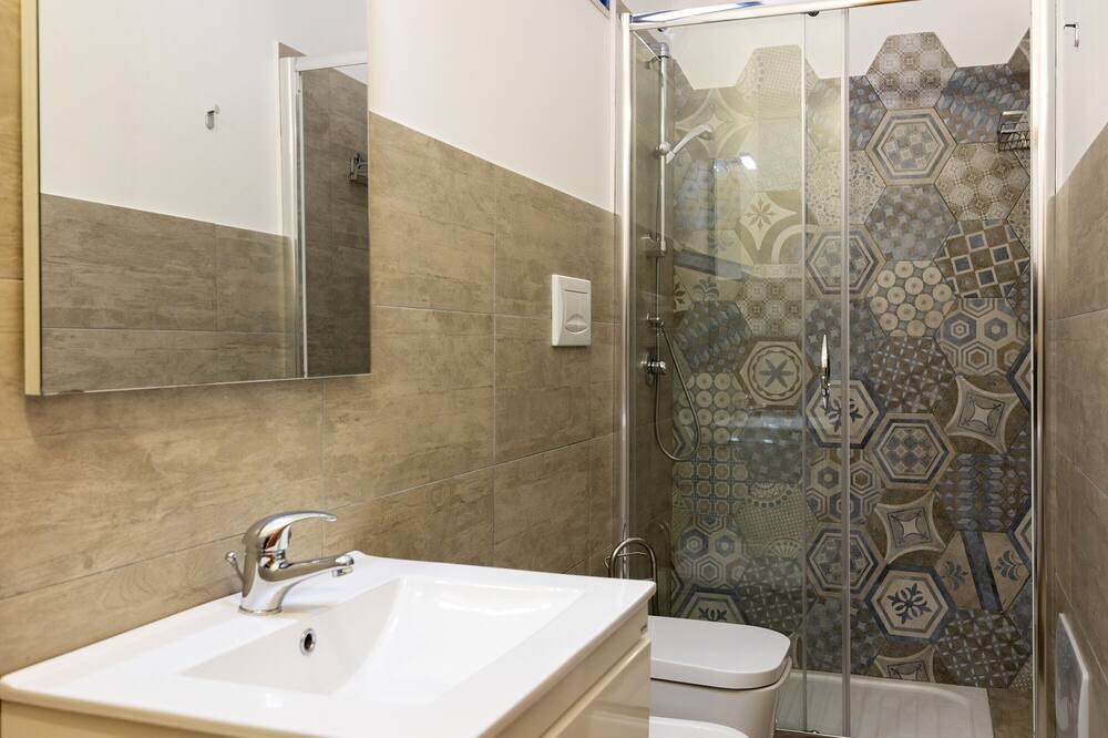 Photo of Bathroom in Marettimo