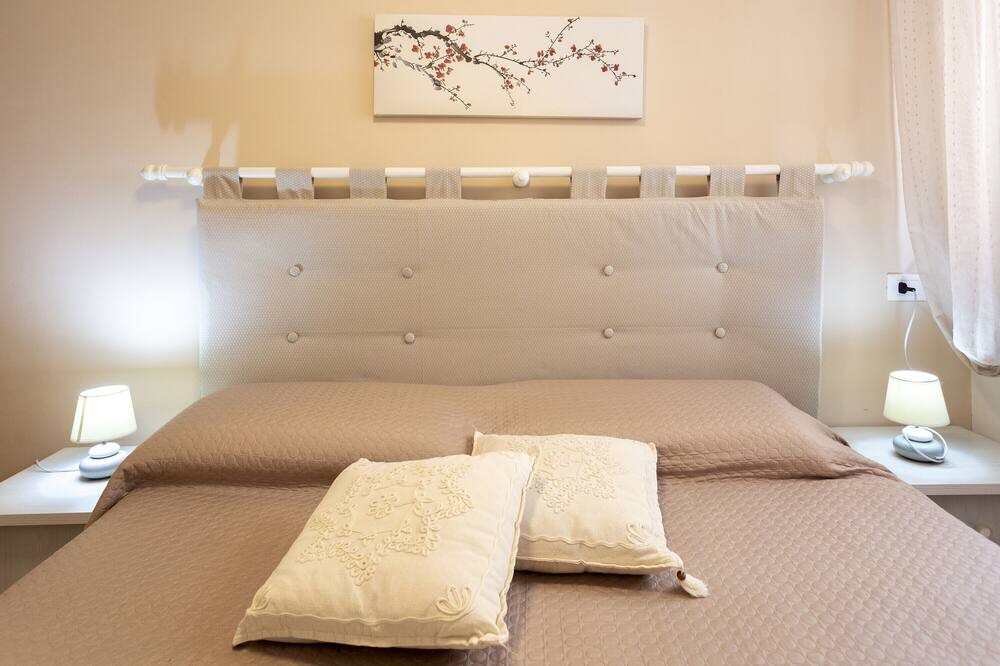 Photo of Bedroom in Marettimo