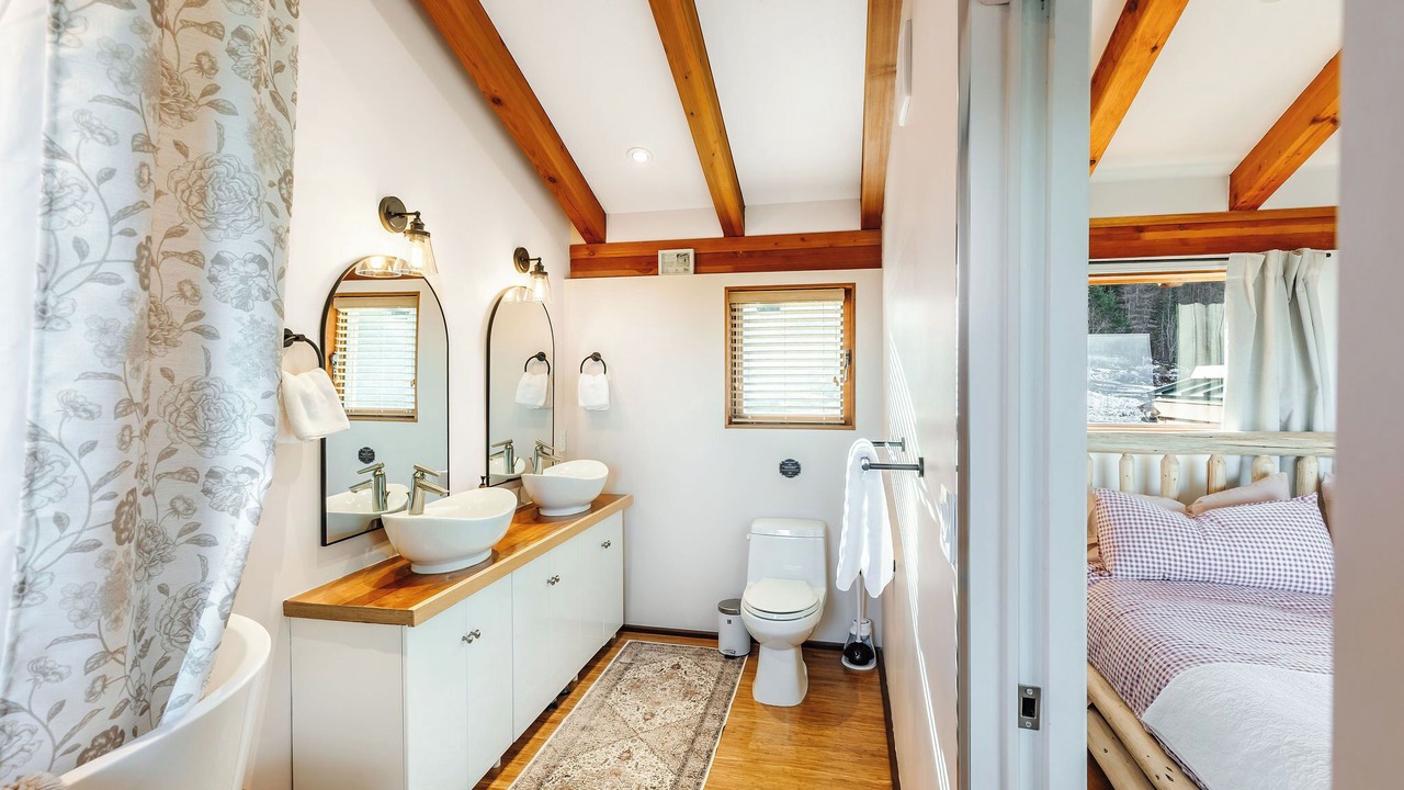 Photo of Bathroom in Central Okanagan