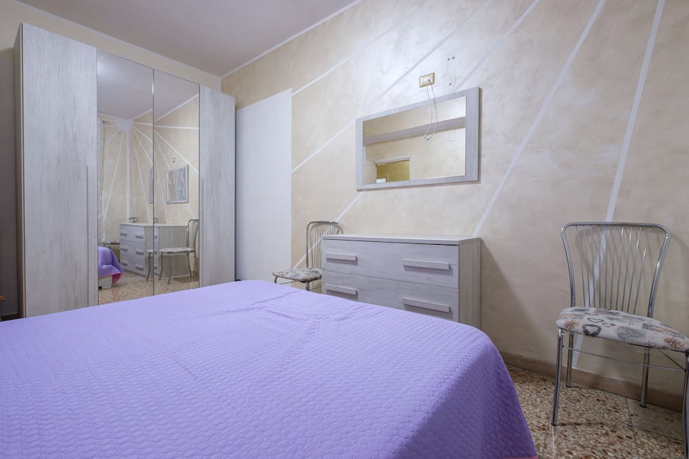 Photo of Bedroom in Mili San Pietro
