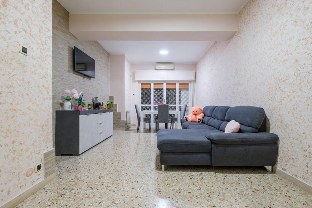 Photo of Livingroom in Mili San Pietro