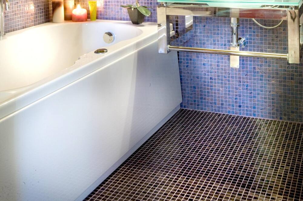 Photo of Bathroom in Partinico