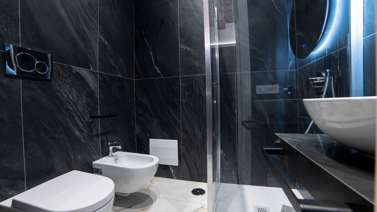 Photo of Bathroom in Quartieri Spagnoli