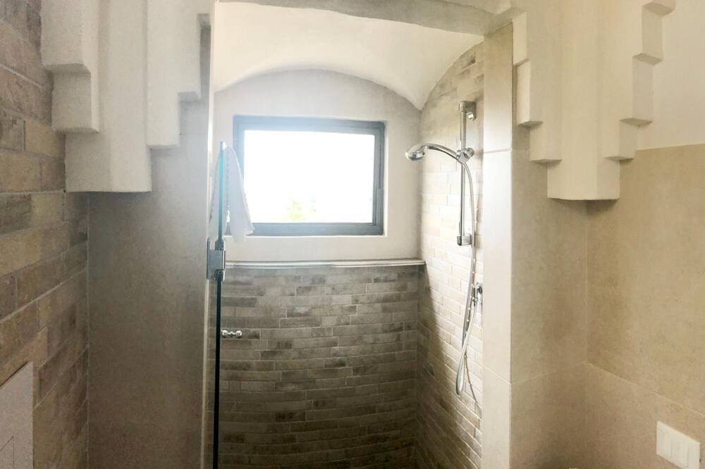 Photo of Bathroom in Marsala