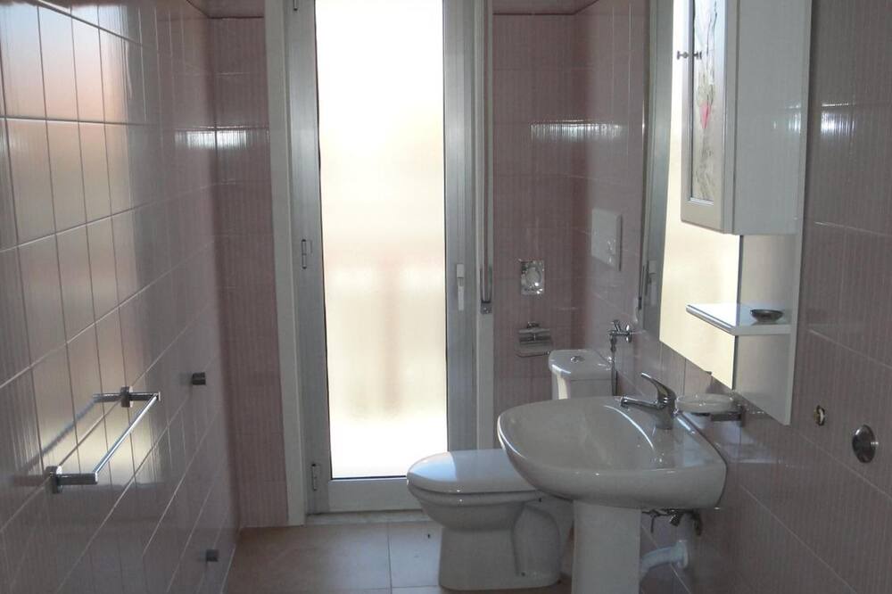 Photo of Bathroom in Villarosa