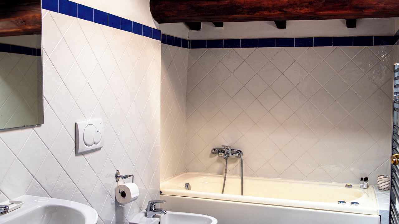 Photo of Bathroom in Porrena