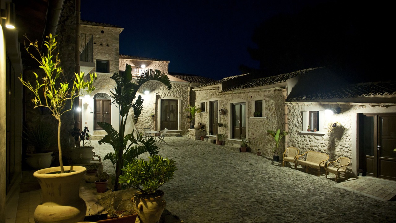 Photo of Outdoor in Naro