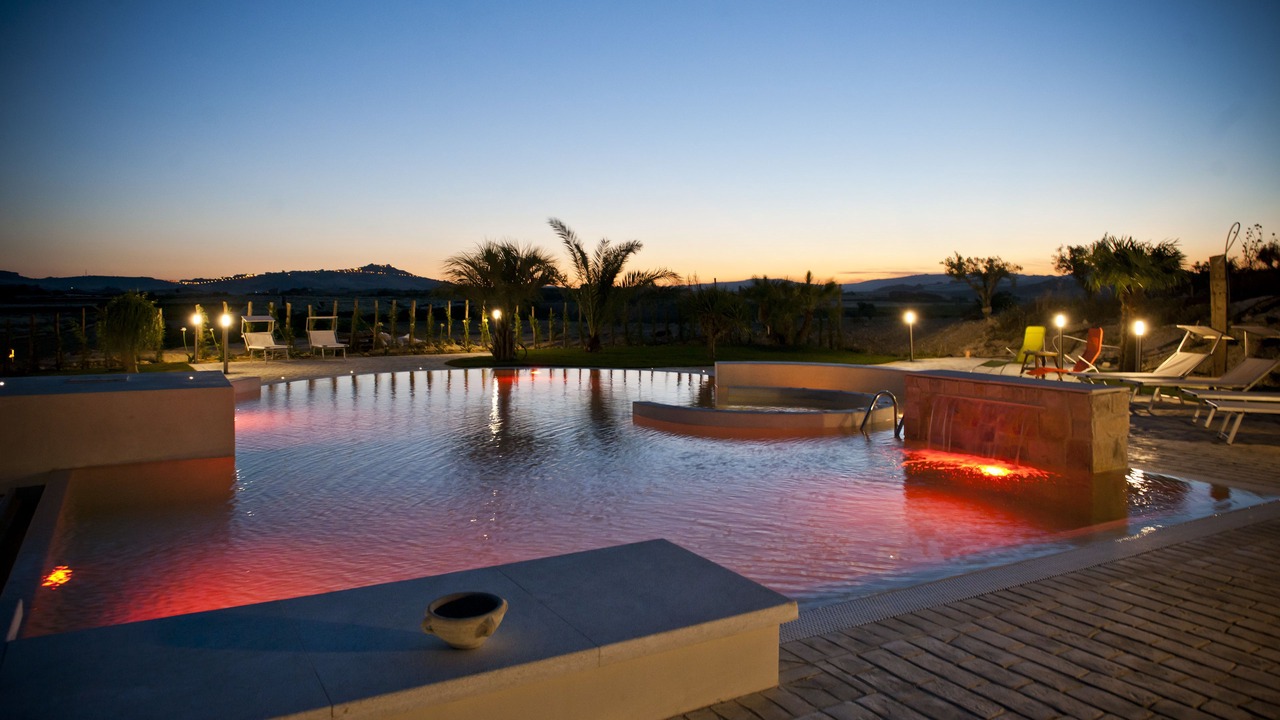 Photo of Outdoor in Naro