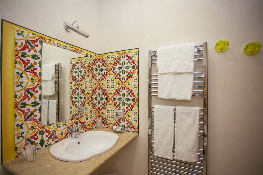 Photo of Bathroom in Purgatorio
