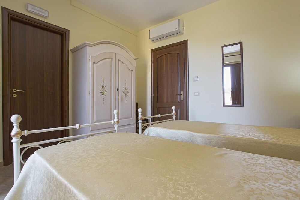 Photo of Bedroom in Villaseta