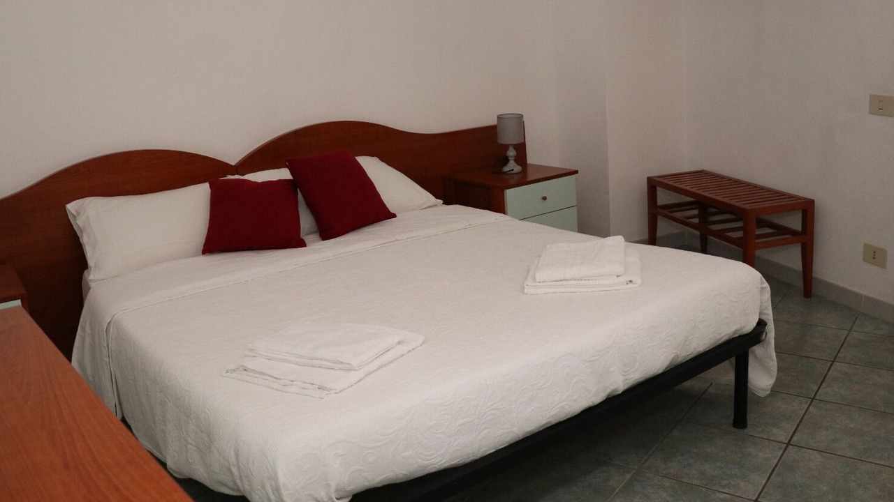 Photo of Bedroom in Le Forna