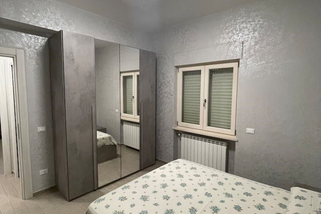 Photo of Bedroom in Latina Lido